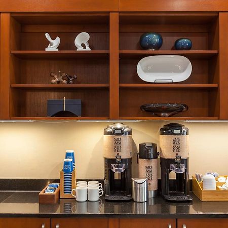 Four Points By Sheraton Raleigh Durham Airport Морисвил Екстериор снимка