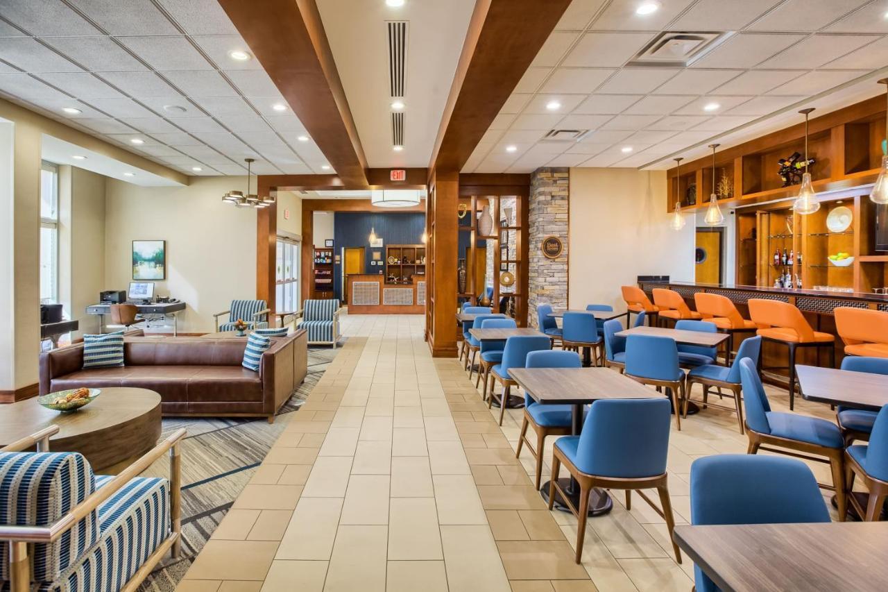 Four Points By Sheraton Raleigh Durham Airport Hotel Морисвил Екстериор снимка